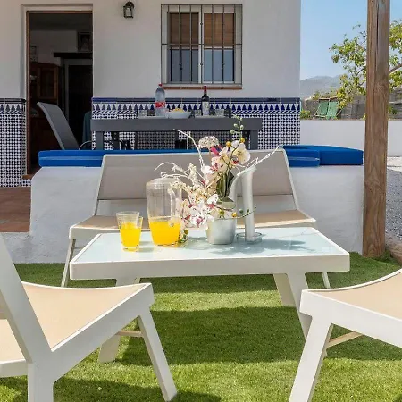 Cortijo Camino De Enmedio By Ruralidays Nerja