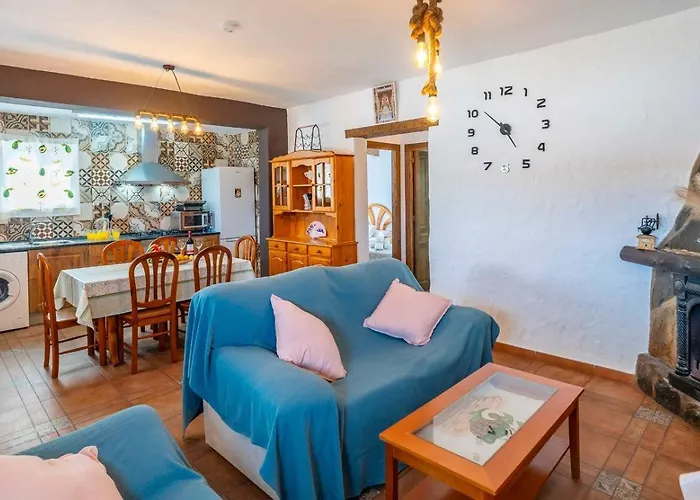 Holiday home Cortijo Camino De Enmedio By Ruralidays Nerja