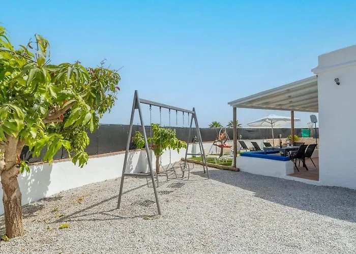 Cortijo Camino De Enmedio By Ruralidays